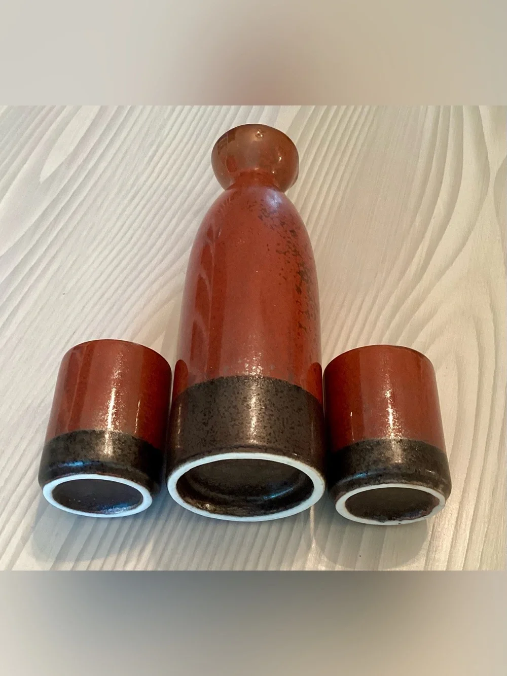 Vintage Japanese Ceramic Sake Set Red Speckled Glaze Tokkuri Bottle 2 Cups MCM